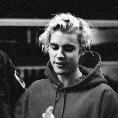 bizzlesrauhling's profile picture. i promise i will love you through everything. 🤍 justin follows -13/07/15 . 20