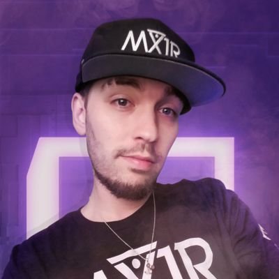 (Mix-Oner) Lover of art
NY USA based streamer - 
https://t.co/LeBNoy5Tgn
Commercial Artist, & Co-Founder of HQ's Finest
Email me at: mxoner.uno@gmail.com