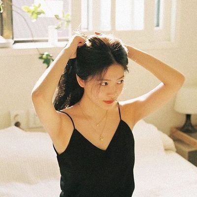 vjiyoo's profile picture. 