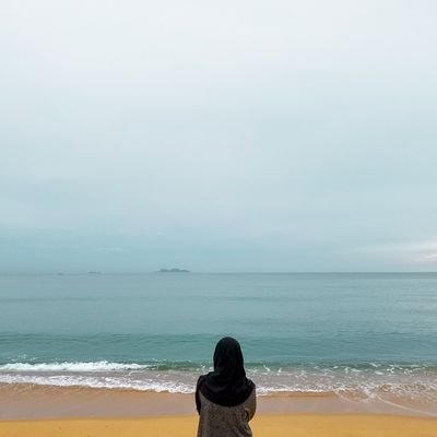 20 | Spark of the life could be kindled only by life itself . Imma to be a Succesful girl.
Dont bother to view my tweets, meh follow my ig