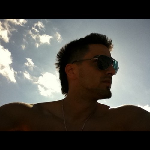 RenerF's profile picture. Go 🔥 &  Go 🐊