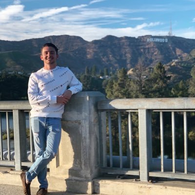 22 • Video Game Lover • Fitness Enthusiast • Bitcoins and BMWs