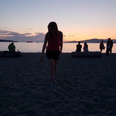 Mariana20340224's profile picture. 