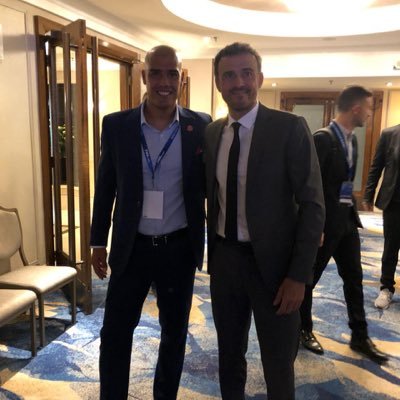 Exjugador profesional de fútbol, Asistente de la selección mayor de Costa Rica y Entrenador de la sub 23 de Costa Rica.