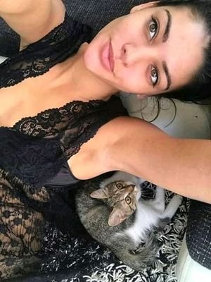 Fabienn34694089's profile picture. ne passe faire tout ce qui les autres font