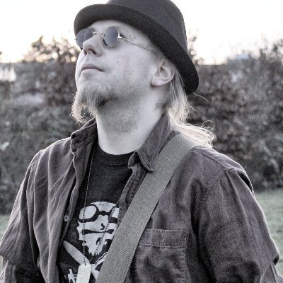 LarsHannig's profile picture. Storyteller. Likes books and pixels.

📗 Die phantastischen Fälle des Robert Fuchs 🎧