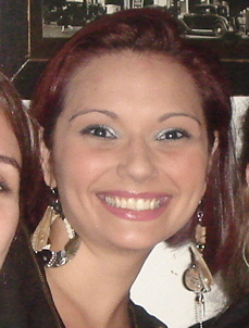 a única verdade é que vivo.
Sinceramente, eu vivo.
Quem sou?
Bem, isso já é demais....
Clarice