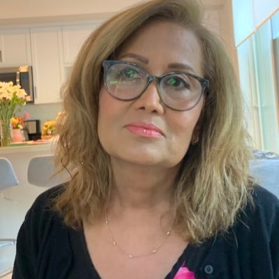 helen_zamani's profile picture. 