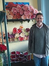 Floral wholesalers delivering the freshest flowers from quality growers all over the world to wholesalers, retailers, do it yourselfers & brides.