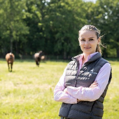AnneSophieYOH's profile picture. Courtier en chevaux de courses et de sport Créatrice de YOHEA - Yoh Equine Agency - Créatrice de Rent A Horse @rentahorse #bloodstockagent #races #horses