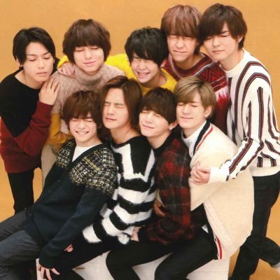 mi_presentbox's profile picture. ジャニーズの雑誌に着いているピンナップ、切り抜き、デタカ、厚紙、無償プレゼント垢 交換だと嬉しいです！ 手渡し可能な方【大阪、兵庫に来れる方】のみでお願いしますm(*_ _)m （または送料負担でも良い方。）2日経っても返事がない場合取引は白紙になります。  #ジャニーズ #山田涼介求 #JUMP求 #ジャニーズ譲