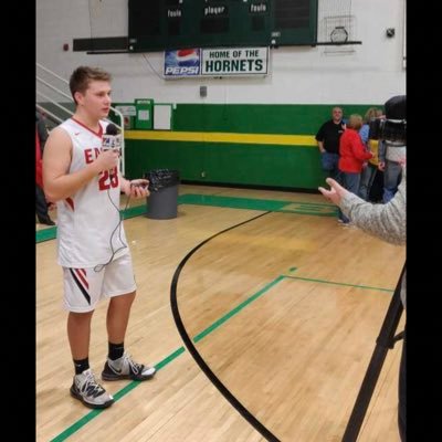 RyanHedrick9's profile picture. JWCC⚾️ 2023, 6 foot 190lbs, CF, high GPA