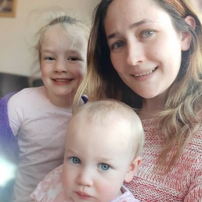 HannahHallam88's profile picture. 