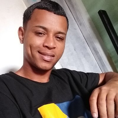 Independente de qualquer constrangimentos e conflitos, eu sempre vou amar vocês. #SejaForte e corajoso. #LavíniaHeitorCalleb❤#EternoRomáriodias👼