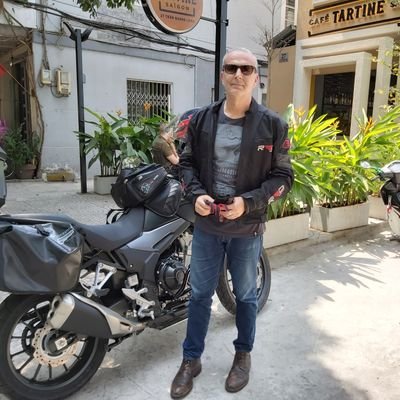 DoronShachar's profile picture. I go right to the edge, I go right to the end
I go right where all things lost are made good again