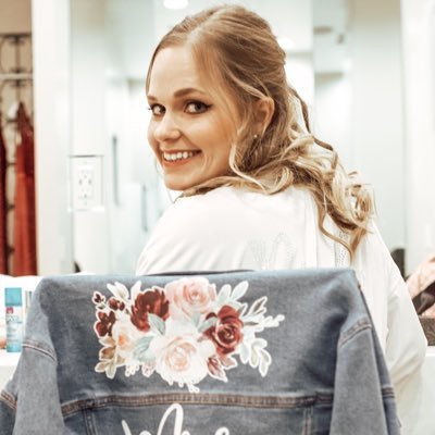 MadalynNicol's profile picture. Arizona ☀️🌵 DC living 🇺🇸U of A alum #BearDown