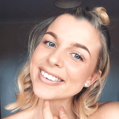 caryssiang's profile picture. 