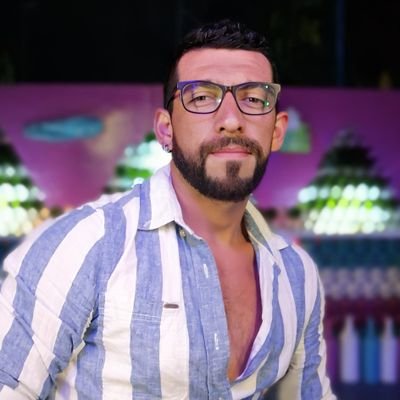 her_cartes's profile picture. 😉