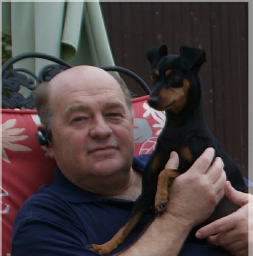 Born in Las Vegas, living in Texas. I write short stories & screenplays. my novel HELLFIRE, a Debut Dagger finalist set in Wales now in paperback and ebook.