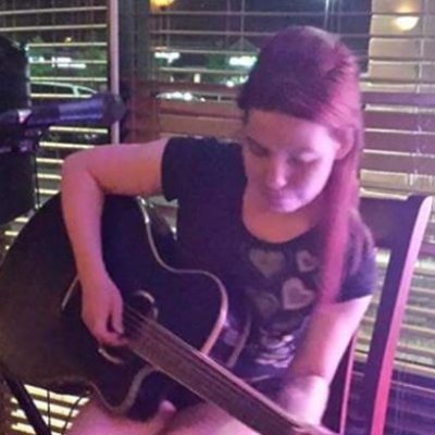 Singer Songwriter l Guitarist l Singer l Writer
Music has always been a part of my life and I'm so happy to be able to share my songs with you:)