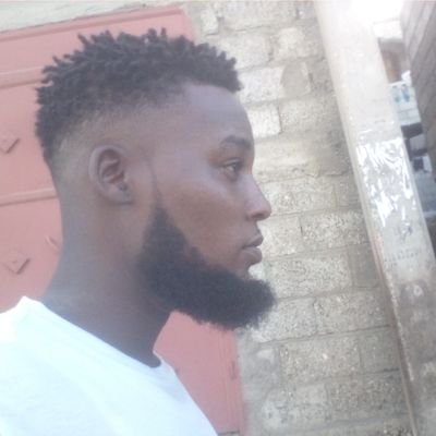 CalixteKemberly's profile picture. Travaille
