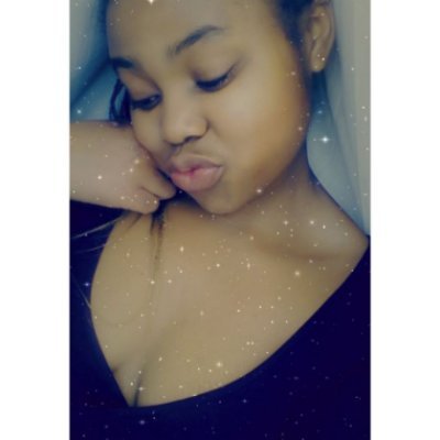 Tsakane21726620's profile picture. Mamas baby👩‍❤️‍💋‍👩👩‍❤️‍💋‍👩👸
Smart😍😘
Beautiful 🖤