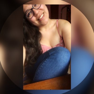 andreaa_vives's profile picture. 💜