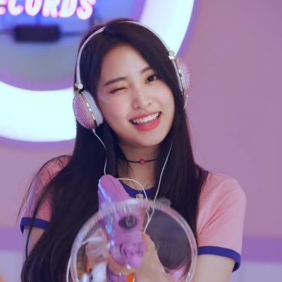 jowhaji's profile picture. 🐰☁️ #Tag_me #WEEEKLY #APINK #VICTON