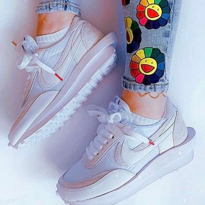 Lia_loca305's profile picture. 