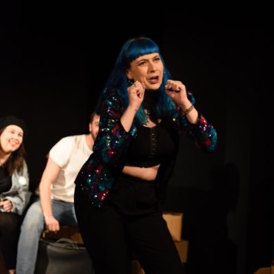 I don’t use Twitter, find me on Insta ❤️ Theatre maker and producer  🏳️‍🌈@cb4theatre ✨ she/her 💕 Cockney in Cardiff 🏴󠁧󠁢󠁷󠁬󠁳󠁿