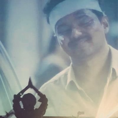 Vikram_vjy's profile picture. @actorvijay / @draramadoss