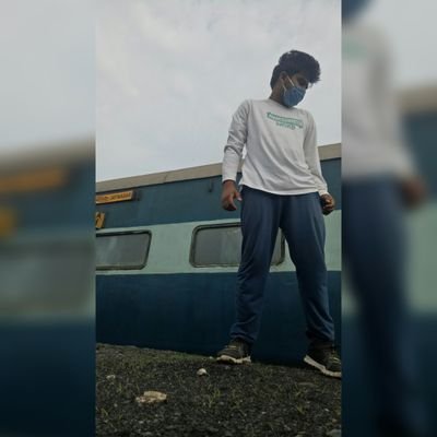 Runway_kid_'s profile picture. अरे बाबू क्या हाल - चाल 🙂
{यह बाबू शोना वाला बाबू नहीं है 🙂}