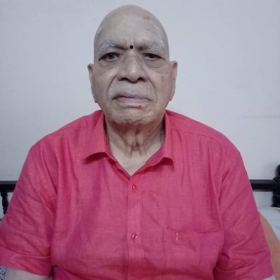 I am MD General Surgeon with more than 50 years of experience in Patient Care
