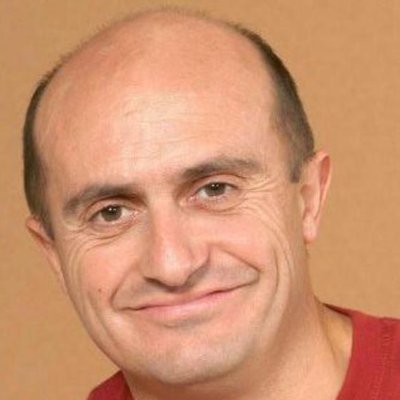 GorkaLozanoGar1's profile picture. Estropicio en acción, #1 de Aída en el Destiny. Soy frutero y verdulero, a parte de ser calvo, encajo en todos los cuerpos y soy un meme andante