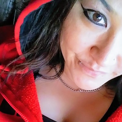 GiRLG0tS0LE's profile picture. Memories take us back, dreams take us forward. 
Who needs a knight, when you can have the sword.