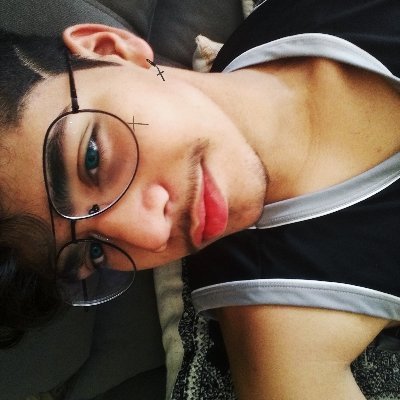 sou bonito... minha unica qualidade