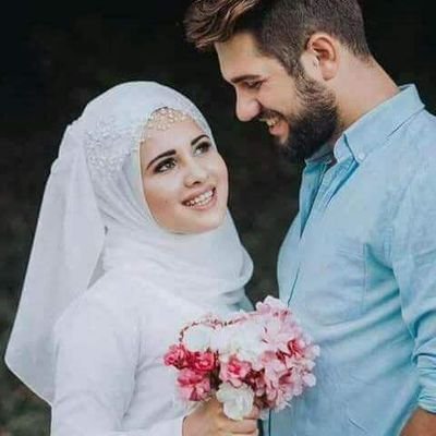 XGzmQtBsSOqlBcD's profile picture. ملك الرومانسيه
وعاشق للمرأة