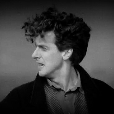 cosmictwelve's profile picture. ☆〜An old teenager in a box 〜☆