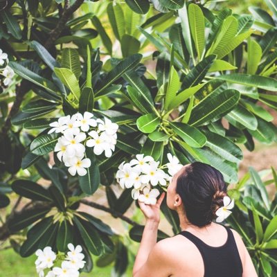 Katharinejengni's profile picture. Reposting noteworthy tidbits