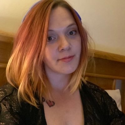 StephanieBurne's profile picture. I am probably having a nap, leave me be.