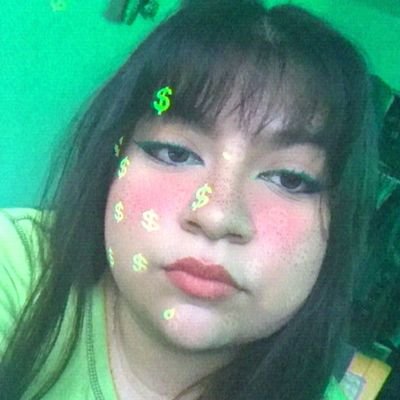 #BLM · 🇲🇽 latina · 18 · 🏳️‍🌈 bisexual · college girl · 🍃 stoner