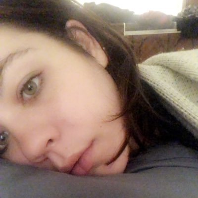 Brieekeefe's profile picture. 27/Florida/Anxiety/Depression/Violinist/Artist/🌈