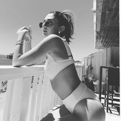 shanishoham's profile picture. 