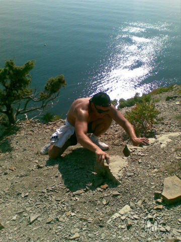 CL_001's profile picture. 