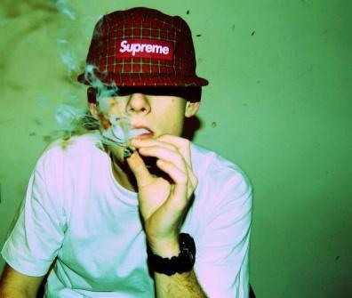 HipHop/Street/SUPREME/Soccer/Coffee/Shopping/Guitar/Icecreame/Movie/연애하고픈 파릇파릇 탱탱한 23살 청년/
