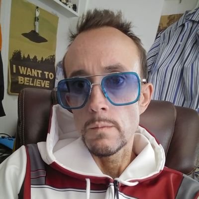 Fan of Star Wars, Disney, video games, action figures, the 80s, cosplay and the Raiders. Professional high-fiver, freelance assassin. IG = retro_gamer_4_life