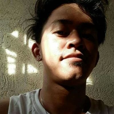 Julzz57185242's profile picture. phfraud