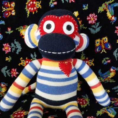 noriponpon3's profile picture. かねちーとりんたろーさん🦄🐊二人のワチャワチャと笑顔が大好き💞
ルームシェアズと泥ススも応援してます🌟
二人の息子のママジッター☺️
ジッターさん達とEXIT愛💗のお喋りが楽しい😍
ジッターさんは気軽にフォロー&年齢関係なくタメ口で🆗🥰
楽しくお喋りしようね🍀
映画と海外ドラマも大好きです🎥