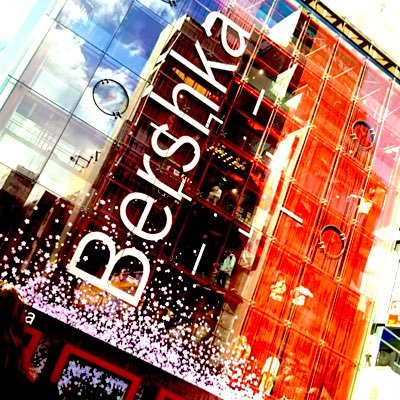 9ZHDTzlEgJPyqzv's profile picture. 