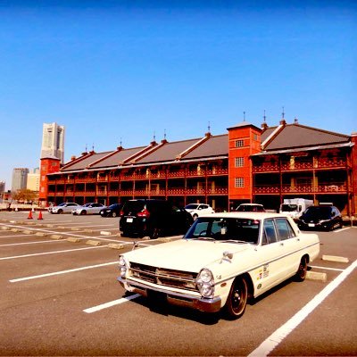 2016/4〜:'71 NISSAN GLORIA(HA30)、2024/9〜2025/6:'95 NISSAN GLORIA(CY31)